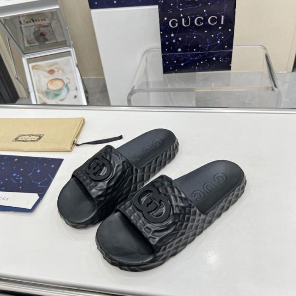 repliche,replica,perfette,siti di,affidabili,migliori siti,dove comprare,1:1,scarpe da ginnastica Sandali grandi Gucci 2024, l’ultimo modello in negozio
