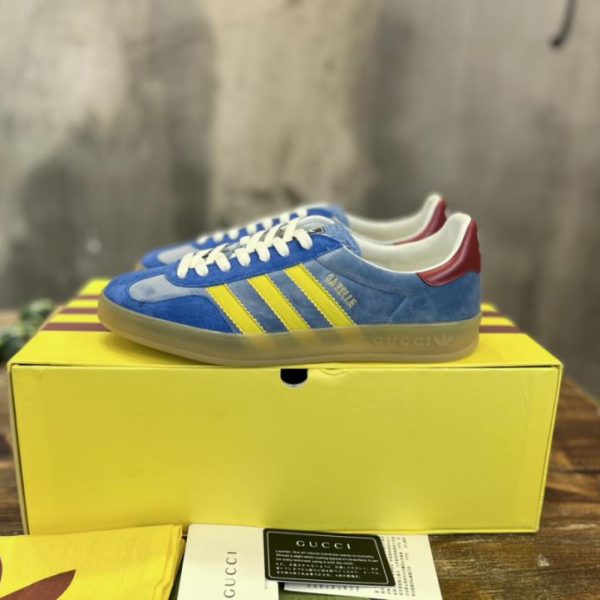 repliche,replica,perfette,siti di,affidabili,migliori siti,dove comprare,1:1,scarpe da ginnastica Versione top delle sneakers Gazelle congiunte adidas x Gucci