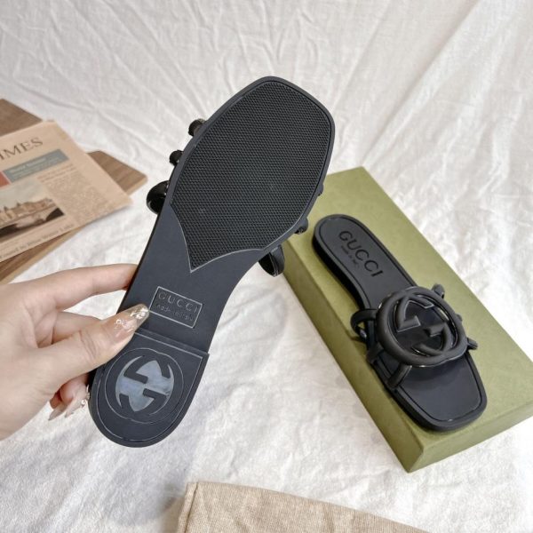 repliche,replica,perfette,siti di,affidabili,migliori siti,dove comprare,1:1,scarpe da ginnastica GUCCI (TPU con versione lucida) 2024 scarpe da spiaggia in gelatina