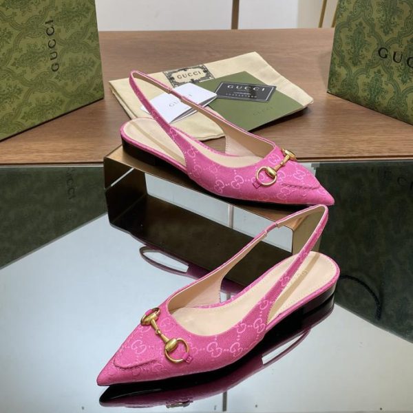 Nuovi sandali con pompa slingback Gucci Horsebit