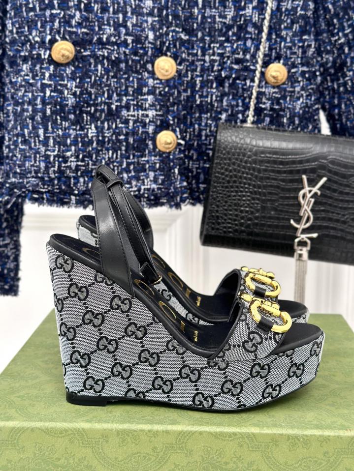 repliche,replica,perfette,siti di,affidabili,migliori siti,dove comprare,1:1,scarpe da ginnastica Nuovi sandali con pompa slingback Gucci Horsebit repliche,replica,perfette,siti di,affidabili,migliori siti,dove comprare,1:1,scarpe da ginnastica Nuovi sandali con pompa slingback Gucci Horsebit