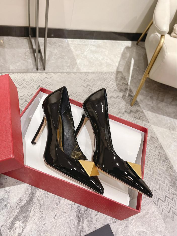 repliche,replica,perfette,siti di,affidabili,migliori siti,dove comprare,1:1,scarpe da ginnastica Scarpe da donna Valentino autunno inverno in 6 colori