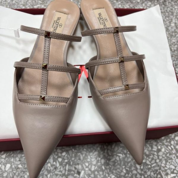 repliche,replica,perfette,siti di,affidabili,migliori siti,dove comprare,1:1,scarpe da ginnastica Muli Valentino 2024