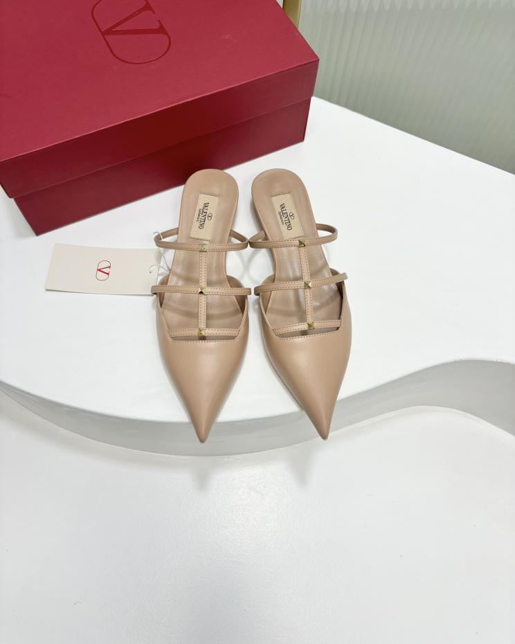 repliche,replica,perfette,siti di,affidabili,migliori siti,dove comprare,1:1,scarpe da ginnastica Pantofole a punta con tacco alto da passerella VALENTINVT repliche,replica,perfette,siti di,affidabili,migliori siti,dove comprare,1:1,scarpe da ginnastica Pantofole a punta con tacco alto da passerella VALENTINVT