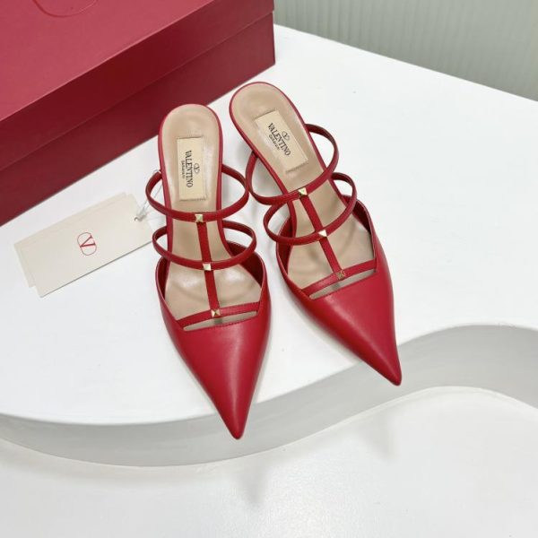 repliche,replica,perfette,siti di,affidabili,migliori siti,dove comprare,1:1,scarpe da ginnastica Pantofole a punta con tacco alto da passerella VALENTINVT
