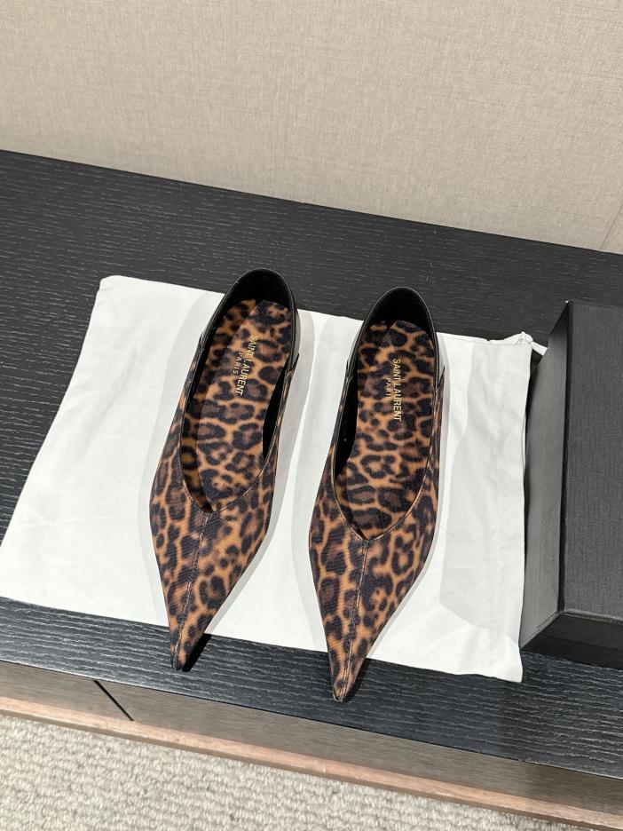 repliche,replica,perfette,siti di,affidabili,migliori siti,dove comprare,1:1,scarpe da ginnastica tacchi alti saint laurent ss24 di alta qualità