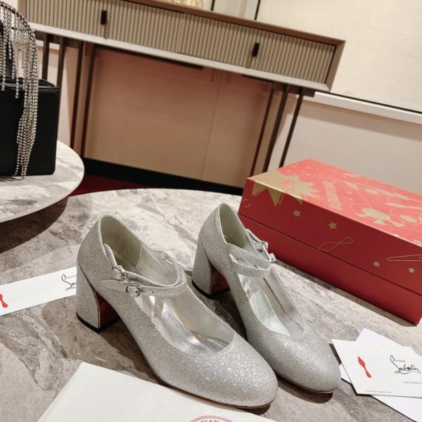 Scarpe Mary Jane di Christian Louboutin
