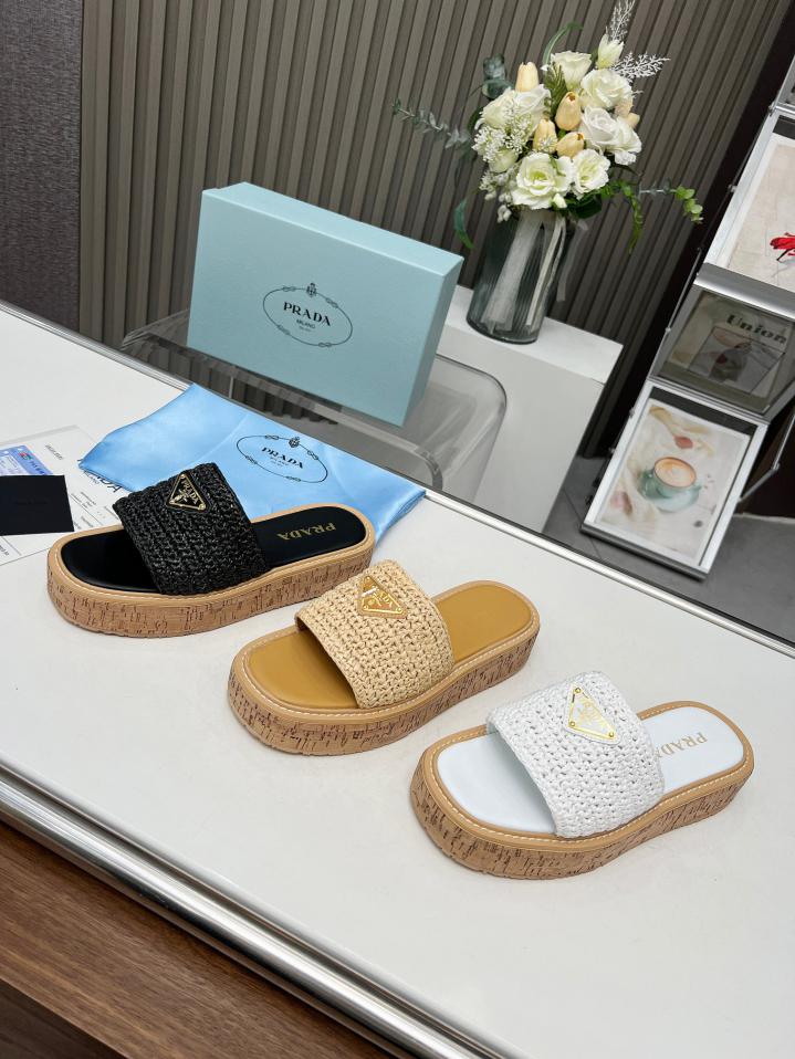 repliche,replica,perfette,siti di,affidabili,migliori siti,dove comprare,1:1,scarpe da ginnastica PRADA versione aggiornata dei sandali con la suola spessa