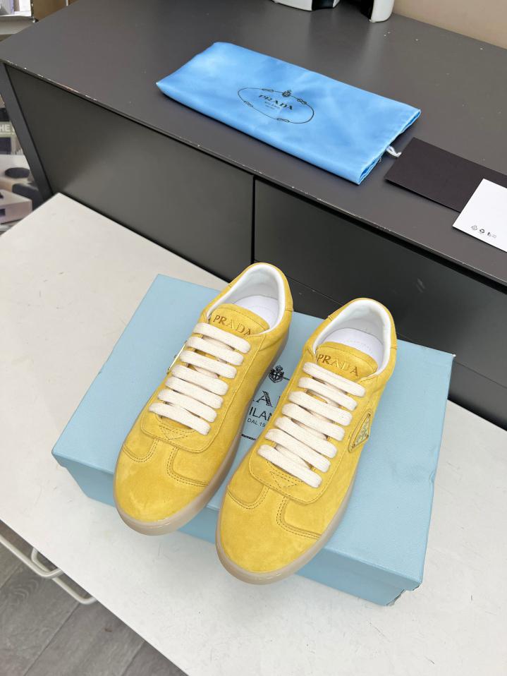 repliche,replica,perfette,siti di,affidabili,migliori siti,dove comprare,1:1,scarpe da ginnastica Modello da coppia PRADA 2024