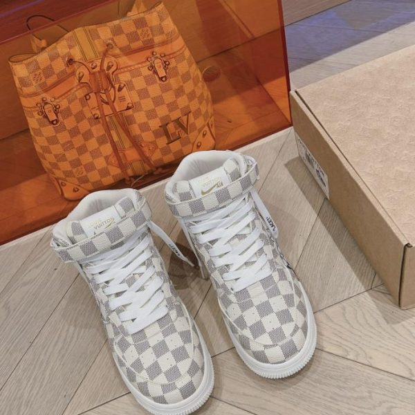 repliche,replica,perfette,siti di,affidabili,migliori siti,dove comprare,1:1,scarpe da ginnastica Louis Vuiton e Nike modello congiunto/sport di alta qualità