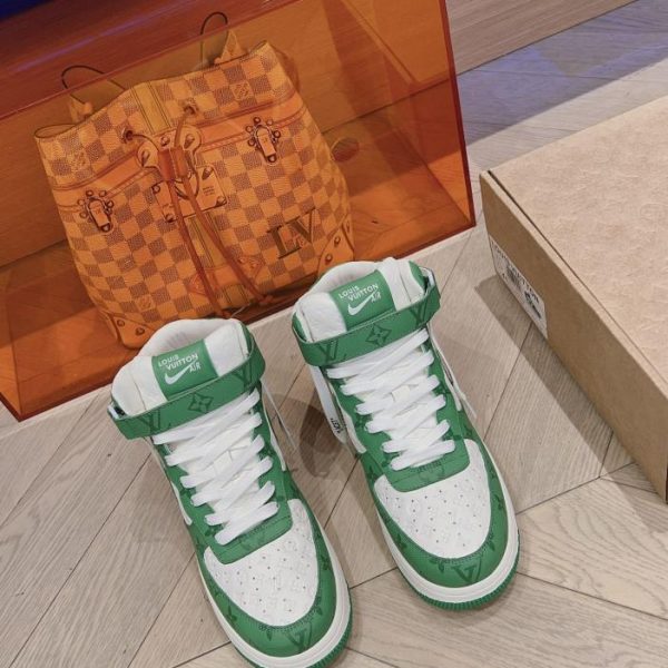 repliche,replica,perfette,siti di,affidabili,migliori siti,dove comprare,1:1,scarpe da ginnastica Louis Vuiton e Nike modello congiunto/sport di alta qualità