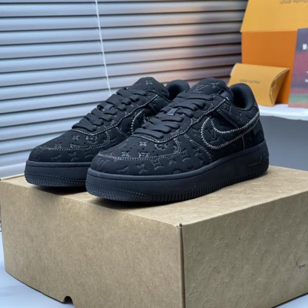 repliche,replica,perfette,siti di,affidabili,migliori siti,dove comprare,1:1,scarpe da ginnastica Collaborazione di successo tra Louis Vuitton e NIKE Air force1 22ss