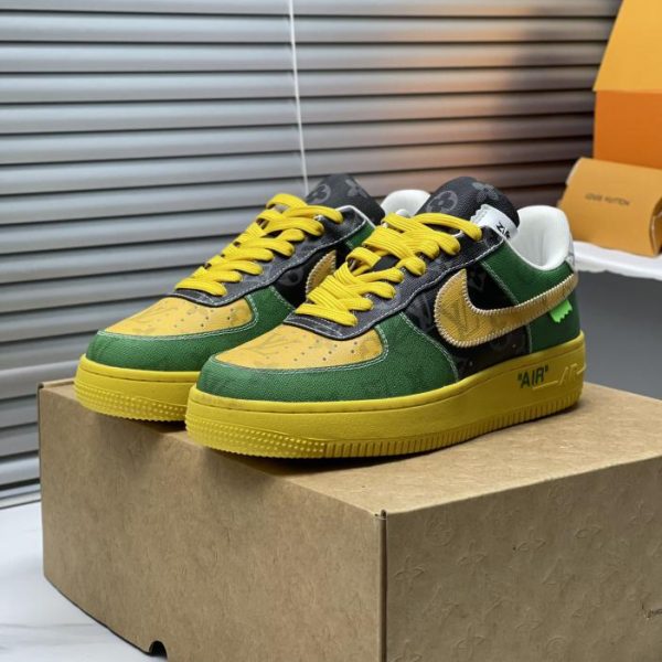 repliche,replica,perfette,siti di,affidabili,migliori siti,dove comprare,1:1,scarpe da ginnastica Collaborazione di successo tra Louis Vuitton e NIKE Air force1 22ss