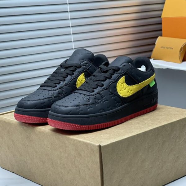 repliche,replica,perfette,siti di,affidabili,migliori siti,dove comprare,1:1,scarpe da ginnastica Collaborazione di successo tra Louis Vuitton e NIKE Air force1 22ss