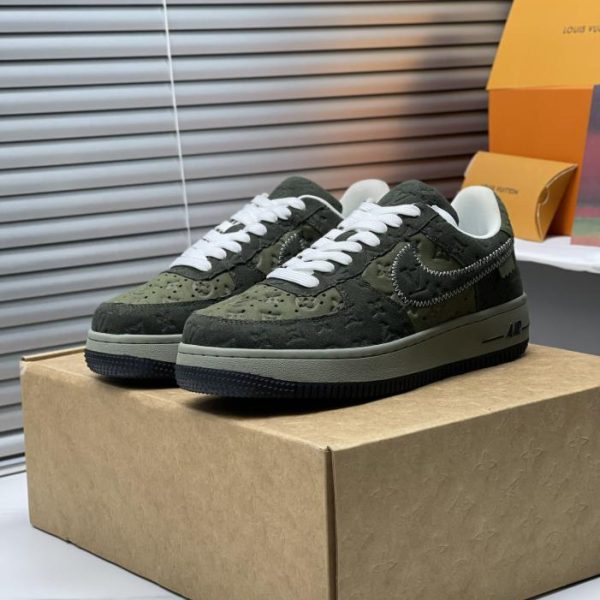 repliche,replica,perfette,siti di,affidabili,migliori siti,dove comprare,1:1,scarpe da ginnastica Collaborazione di successo tra Louis Vuitton e NIKE Air force1 22ss