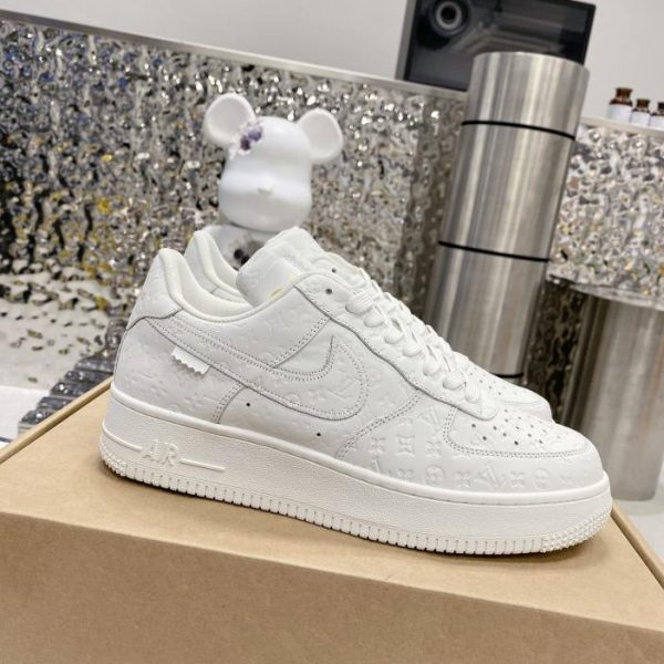 repliche,replica,perfette,siti di,affidabili,migliori siti,dove comprare,1:1,scarpe da ginnastica Stile di coppia! Louis VuittonxNikeAirForce1