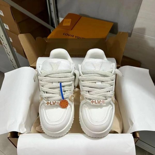 repliche,replica,perfette,siti di,affidabili,migliori siti,dove comprare,1:1,scarpe da ginnastica Grado del soffitto di alta qualità! Stile da passerella Louis Vuitton