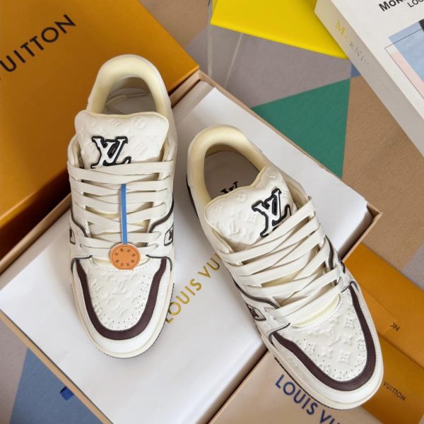 repliche,replica,perfette,siti di,affidabili,migliori siti,dove comprare,1:1,scarpe da ginnastica Louis VuitonNuova serie Louis Vuiton Trainer del 2024s