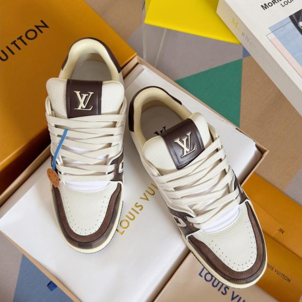 repliche,replica,perfette,siti di,affidabili,migliori siti,dove comprare,1:1,scarpe da ginnastica Louis VuitonNuova serie Louis Vuiton Trainer del 2024s