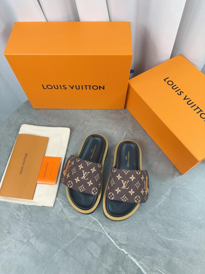 repliche,replica,perfette,siti di,affidabili,migliori siti,dove comprare,1:1,scarpe da ginnastica Sandali con logo in rilievo di Louis Vuiton repliche,replica,perfette,siti di,affidabili,migliori siti,dove comprare,1:1,scarpe da ginnastica Sandali con logo in rilievo di Louis Vuiton