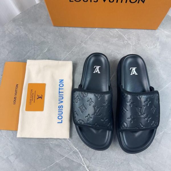 repliche,replica,perfette,siti di,affidabili,migliori siti,dove comprare,1:1,scarpe da ginnastica Louis Vuiton 2024 primavera ed estate nuove pantofole di paglia versione top