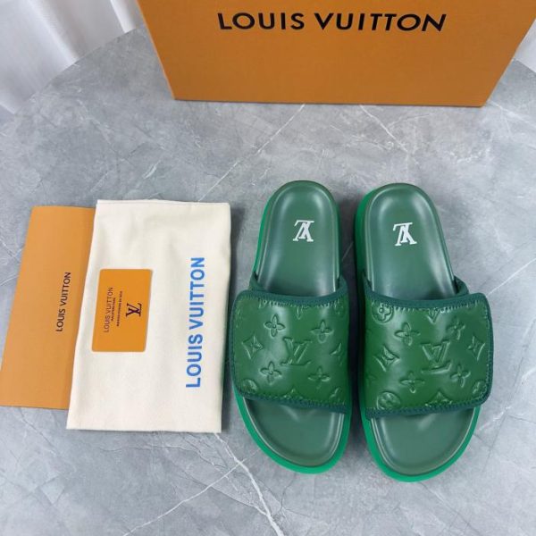 repliche,replica,perfette,siti di,affidabili,migliori siti,dove comprare,1:1,scarpe da ginnastica Louis Vuiton 2024 primavera ed estate nuove pantofole di paglia versione top