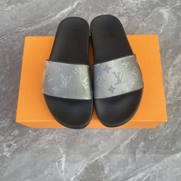Nuove pantofole della serie Candy Louis Vuiton stile coppia