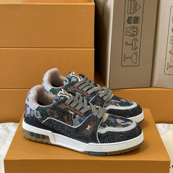 repliche,replica,perfette,siti di,affidabili,migliori siti,dove comprare,1:1,scarpe da ginnastica Versione top delle sneakers Louis Vuiton Trainer per coppia