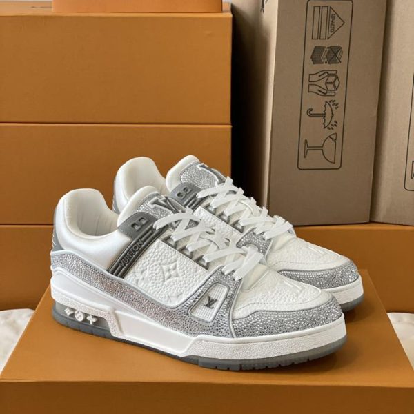 repliche,replica,perfette,siti di,affidabili,migliori siti,dove comprare,1:1,scarpe da ginnastica Versione top delle sneakers Louis Vuiton Trainer per coppia