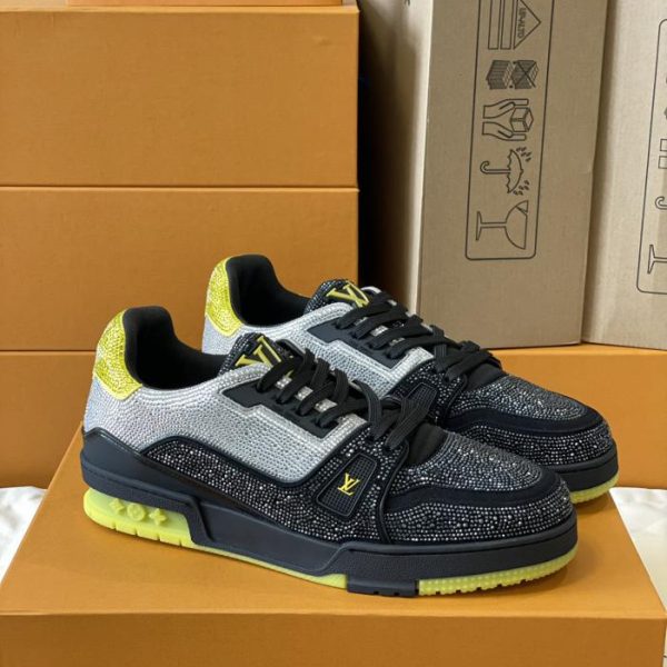 repliche,replica,perfette,siti di,affidabili,migliori siti,dove comprare,1:1,scarpe da ginnastica Coppia di sneakers Louis Vuiton Trainer in stile
