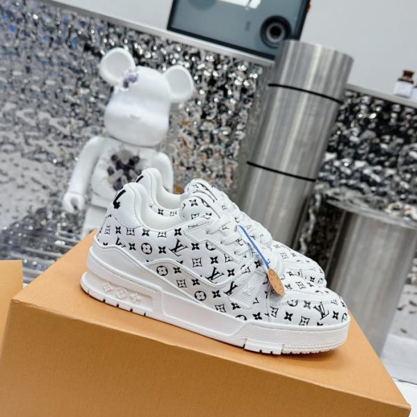 repliche,replica,perfette,siti di,affidabili,migliori siti,dove comprare,1:1,scarpe da ginnastica Louis Vuiton versione top nuovo stile acquistando qualità Louis Vuiton TRAINER