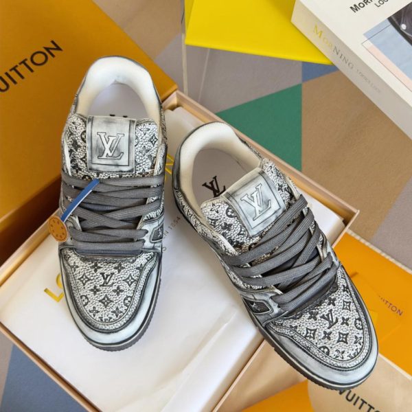 repliche,replica,perfette,siti di,affidabili,migliori siti,dove comprare,1:1,scarpe da ginnastica Louis Vuiton 2024ss nuova serie Louis Vuiton Trainer