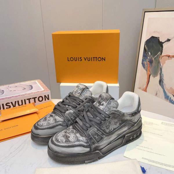 repliche,replica,perfette,siti di,affidabili,migliori siti,dove comprare,1:1,scarpe da ginnastica Sneakers lavate Louis Vuiton/versione top/Louis Vuiton TRAINER