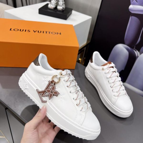 repliche,replica,perfette,siti di,affidabili,migliori siti,dove comprare,1:1,scarpe da ginnastica Le sneakers Louis Vuiton Time Out combinano pelle e denim
