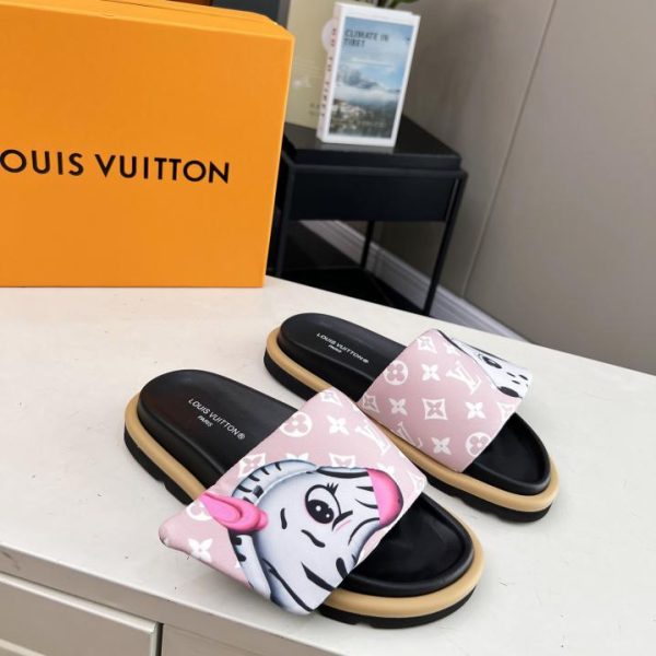 Sandali Louis Vuiton 2024 con logo in rilievo