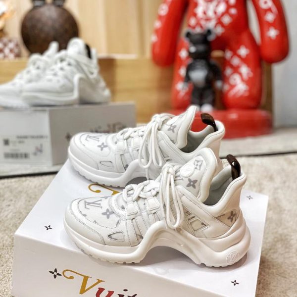 Gamma completa di scarpe da papà Louis Vuiton aggiornate