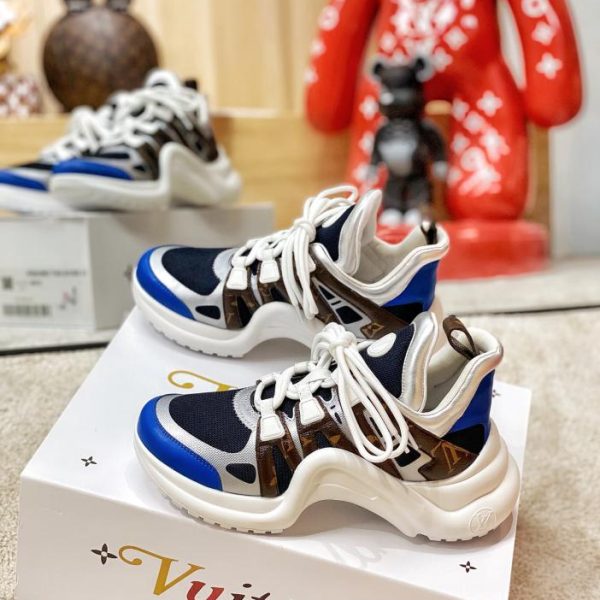 repliche,replica,perfette,siti di,affidabili,migliori siti,dove comprare,1:1,scarpe da ginnastica Gamma completa di scarpe da papà Louis Vuiton aggiornate