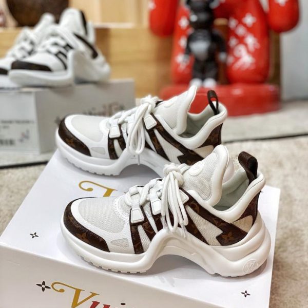 repliche,replica,perfette,siti di,affidabili,migliori siti,dove comprare,1:1,scarpe da ginnastica Gamma completa di scarpe da papà Louis Vuiton aggiornate