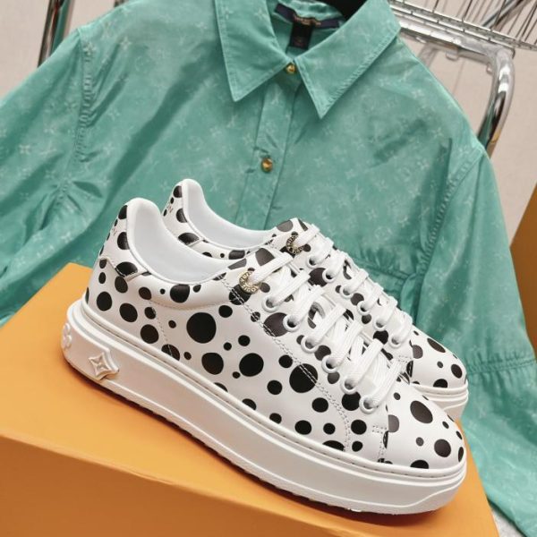repliche,replica,perfette,siti di,affidabili,migliori siti,dove comprare,1:1,scarpe da ginnastica Scarpe bianche classiche in collaborazione con Louis Vuitton x Yayoi Kusama