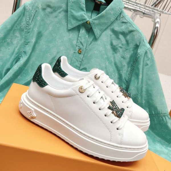 repliche,replica,perfette,siti di,affidabili,migliori siti,dove comprare,1:1,scarpe da ginnastica Sneakers Louis Vuiton contro nuove scarpe bianche con strass lettera
