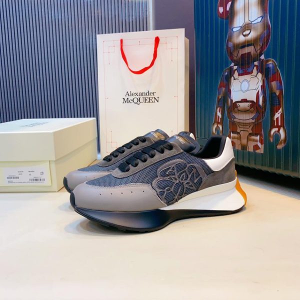 repliche,replica,perfette,siti di,affidabili,migliori siti,dove comprare,1:1,scarpe da ginnastica Scarpe da papà Forrest Gump di Alexander McQueen versione top