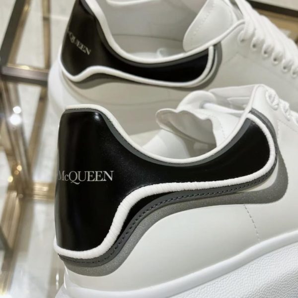 repliche,replica,perfette,siti di,affidabili,migliori siti,dove comprare,1:1,scarpe da ginnastica Versione top con coda riflettente di Alexander McQueen