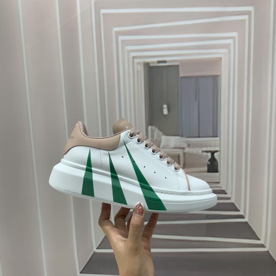 repliche,replica,perfette,siti di,affidabili,migliori siti,dove comprare,1:1,scarpe da ginnastica Versione top di Alexander McQueen repliche,replica,perfette,siti di,affidabili,migliori siti,dove comprare,1:1,scarpe da ginnastica Versione top di Alexander McQueen