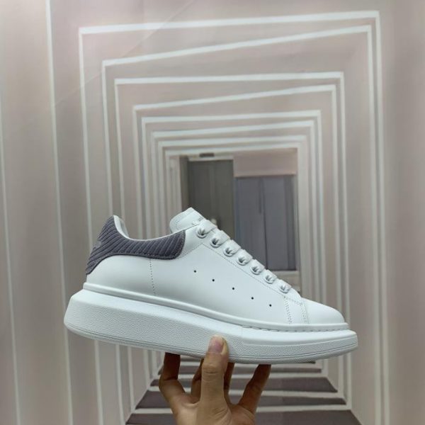 repliche,replica,perfette,siti di,affidabili,migliori siti,dove comprare,1:1,scarpe da ginnastica Versione top di Alexander McQueen