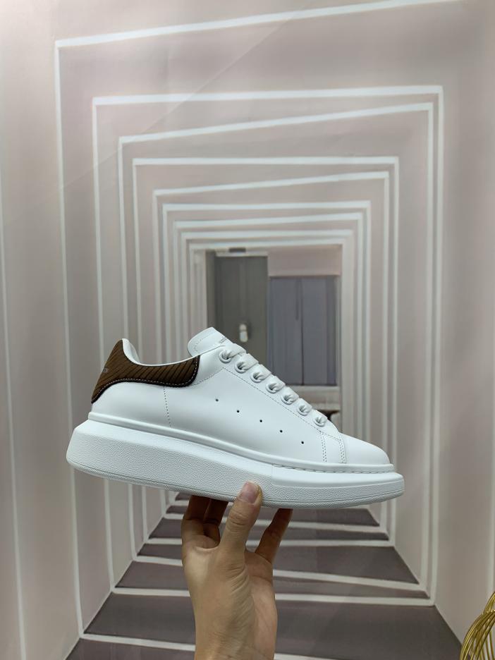 repliche,replica,perfette,siti di,affidabili,migliori siti,dove comprare,1:1,scarpe da ginnastica Versione top di Alexander McQueen repliche,replica,perfette,siti di,affidabili,migliori siti,dove comprare,1:1,scarpe da ginnastica Versione top di Alexander McQueen