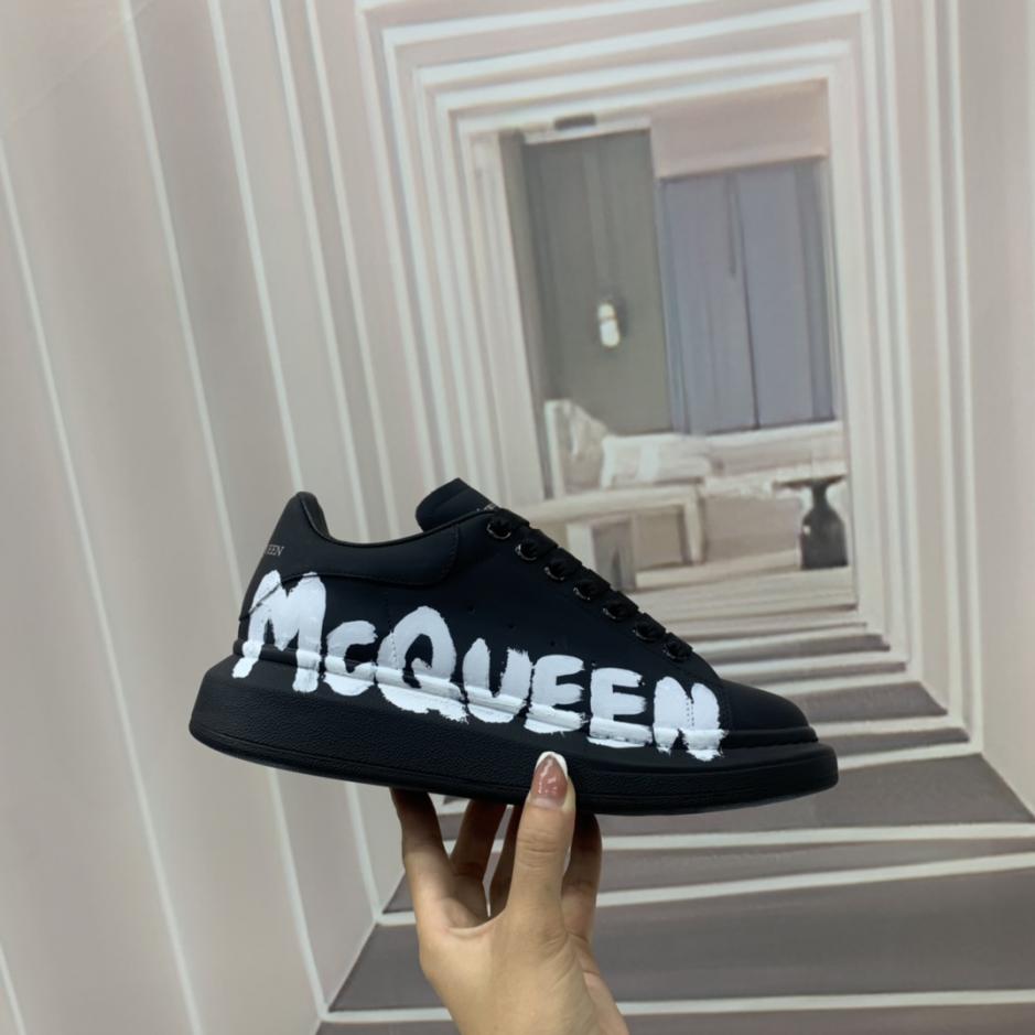 repliche,replica,perfette,siti di,affidabili,migliori siti,dove comprare,1:1,scarpe da ginnastica Versione top di Alexander McQueen repliche,replica,perfette,siti di,affidabili,migliori siti,dove comprare,1:1,scarpe da ginnastica Versione top di Alexander McQueen