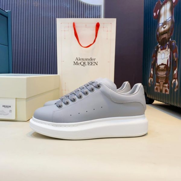repliche,replica,perfette,siti di,affidabili,migliori siti,dove comprare,1:1,scarpe da ginnastica Versione top di Alexander McQueen