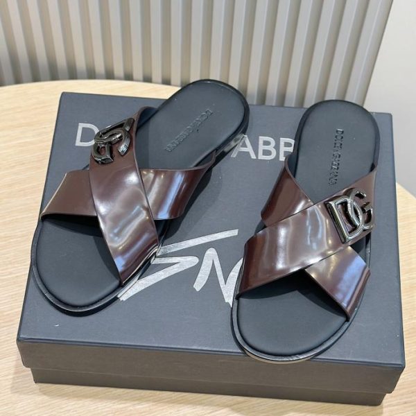 repliche,replica,perfette,siti di,affidabili,migliori siti,dove comprare,1:1,scarpe da ginnastica DOLCE & GABBANA ciabatte da uomo in pelle di vitello logo