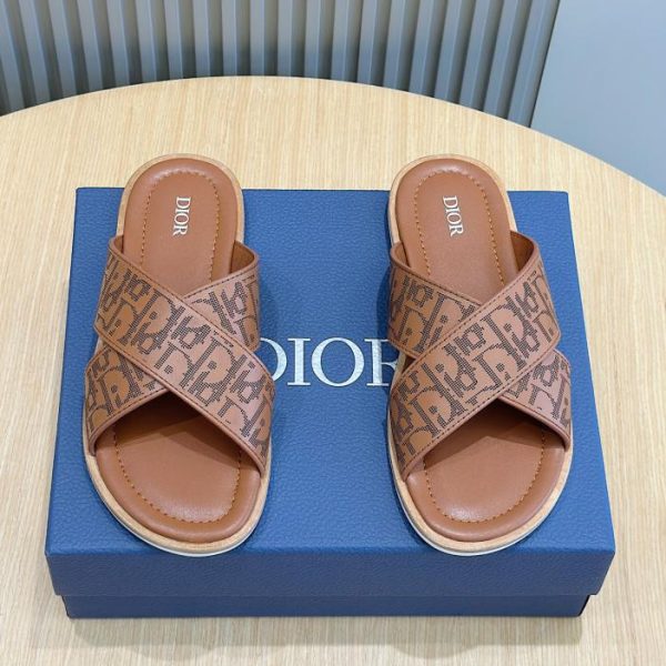 repliche,replica,perfette,siti di,affidabili,migliori siti,dove comprare,1:1,scarpe da ginnastica Ciabatte in pelle da uomo Dior AliasSandali Alias
