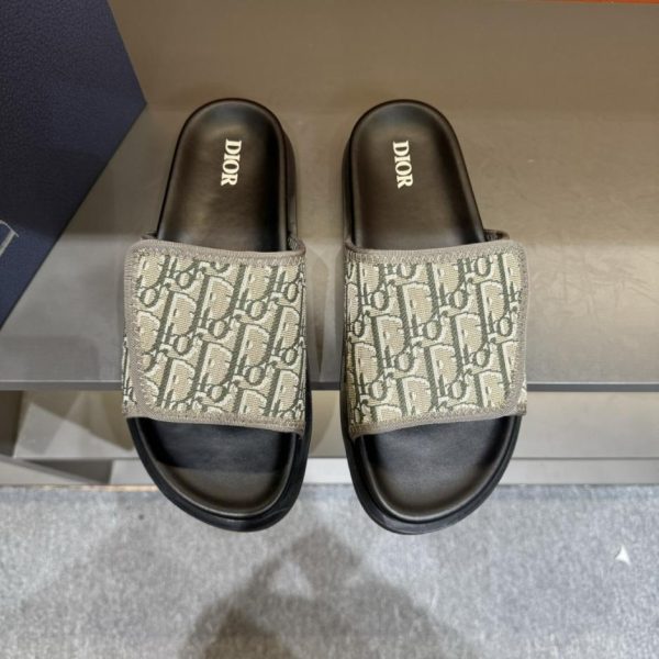 repliche,replica,perfette,siti di,affidabili,migliori siti,dove comprare,1:1,scarpe da ginnastica Nuove pantofole Dior